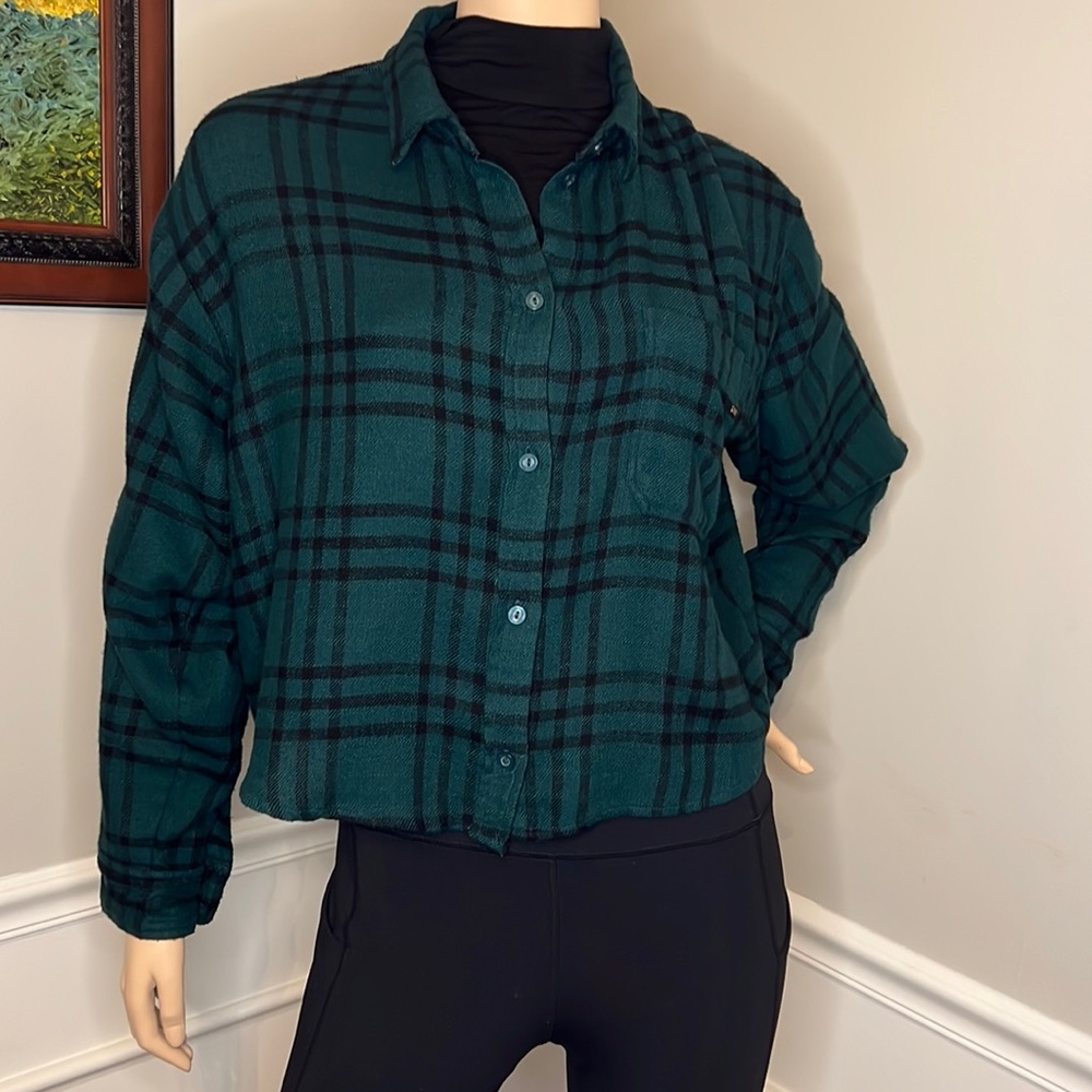 PINK deep teal & black plaid crop flannel